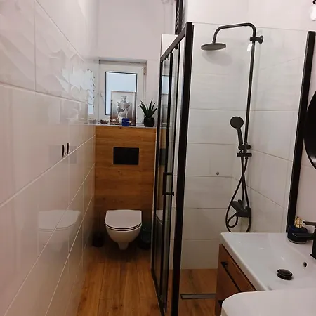 W Parku Przy Starowce *