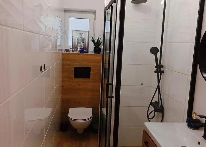 W Parku Przy Starowce *